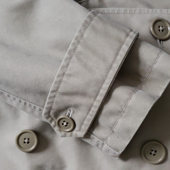 Gap Trench Coat - Picture 5 of 11